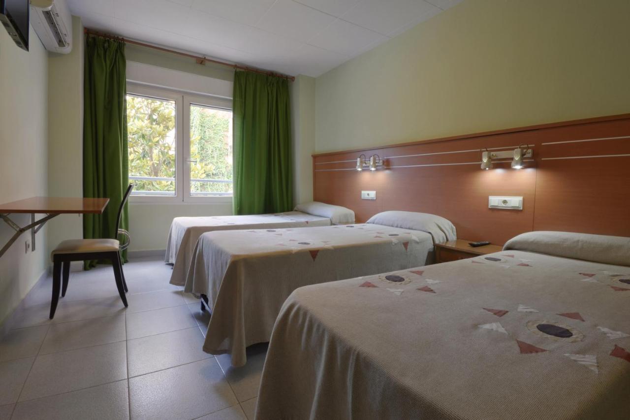 El Cami Hotel カンブリルス エクステリア 写真