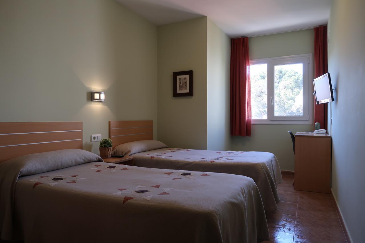 El Cami Hotel カンブリルス エクステリア 写真