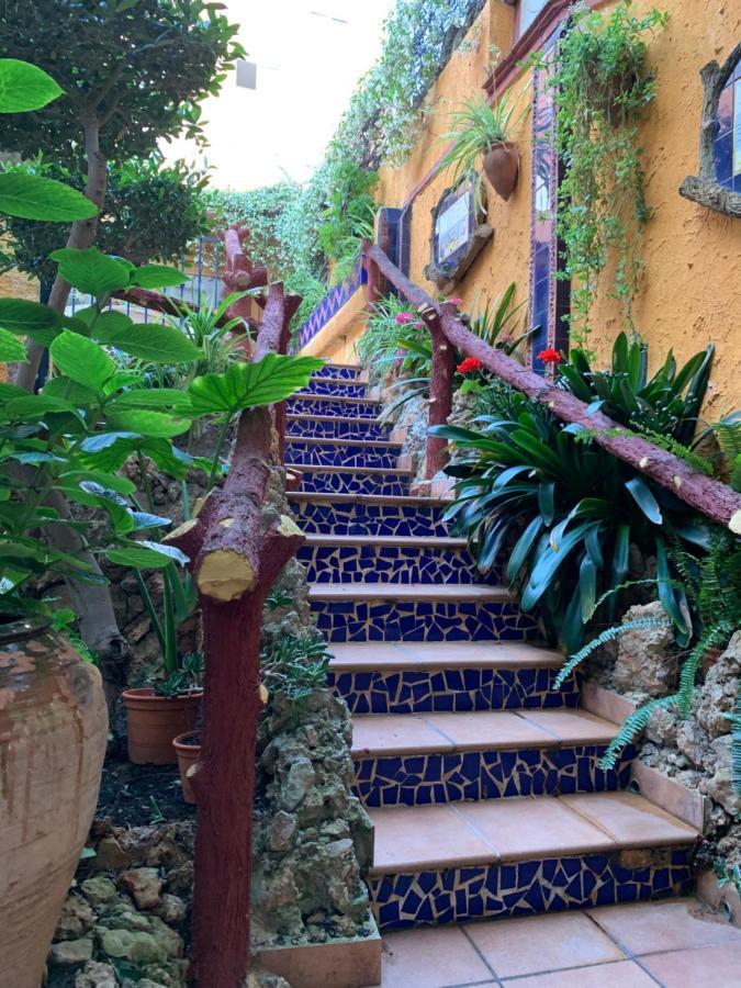El Cami Hotel カンブリルス エクステリア 写真